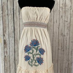 Flying Tomato embroidered strapless dress, Size L